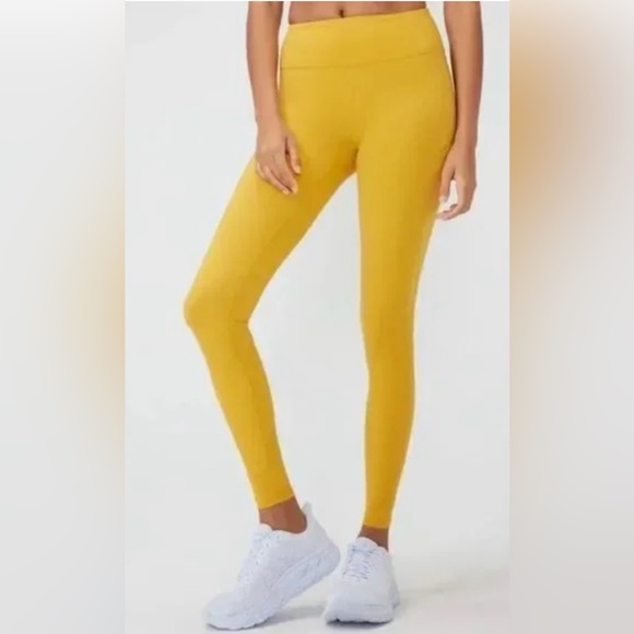NWT Outdoor Voices Superform Full Length Legging in Cider Yellow Size L Pockets - Picture 2 of 7